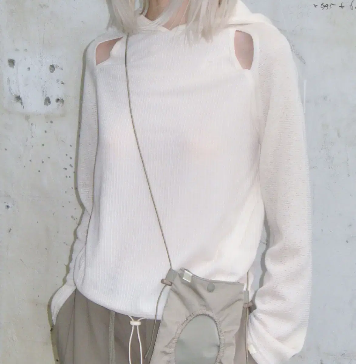 타입서비스 후드 cleaved side slit hoodie beige